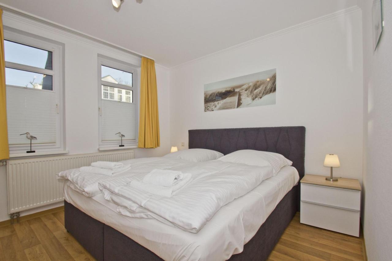 Mit Meerblick Und Balkon, Gratis Nutzung Vom Ahoi Erlebnisbad Und Sauna In Sellin - Meeresblick Fewo 33 Goehren  Exterior photo