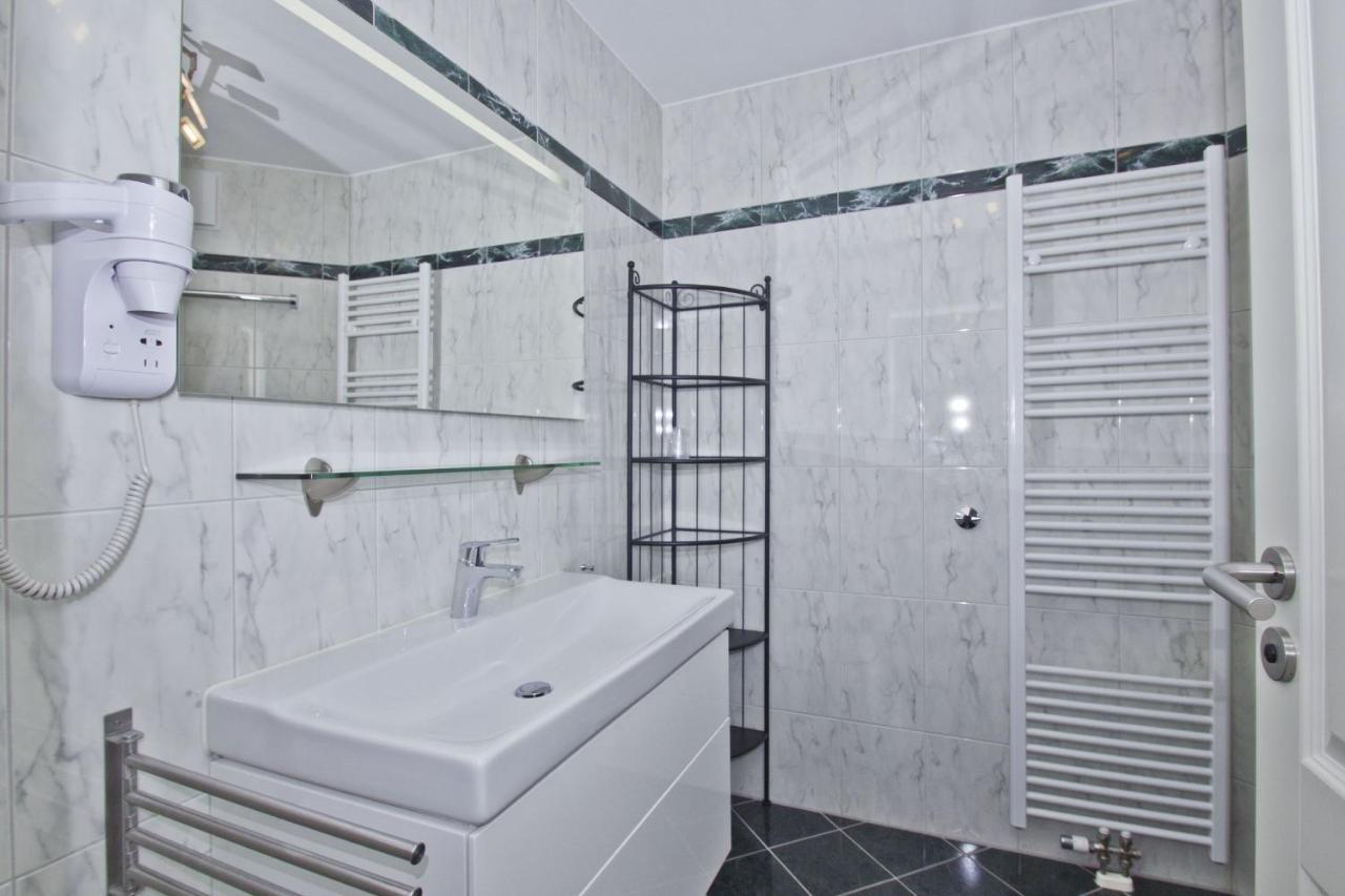 Mit Meerblick Und Balkon, Gratis Nutzung Vom Ahoi Erlebnisbad Und Sauna In Sellin - Meeresblick Fewo 33 Goehren  Exterior photo